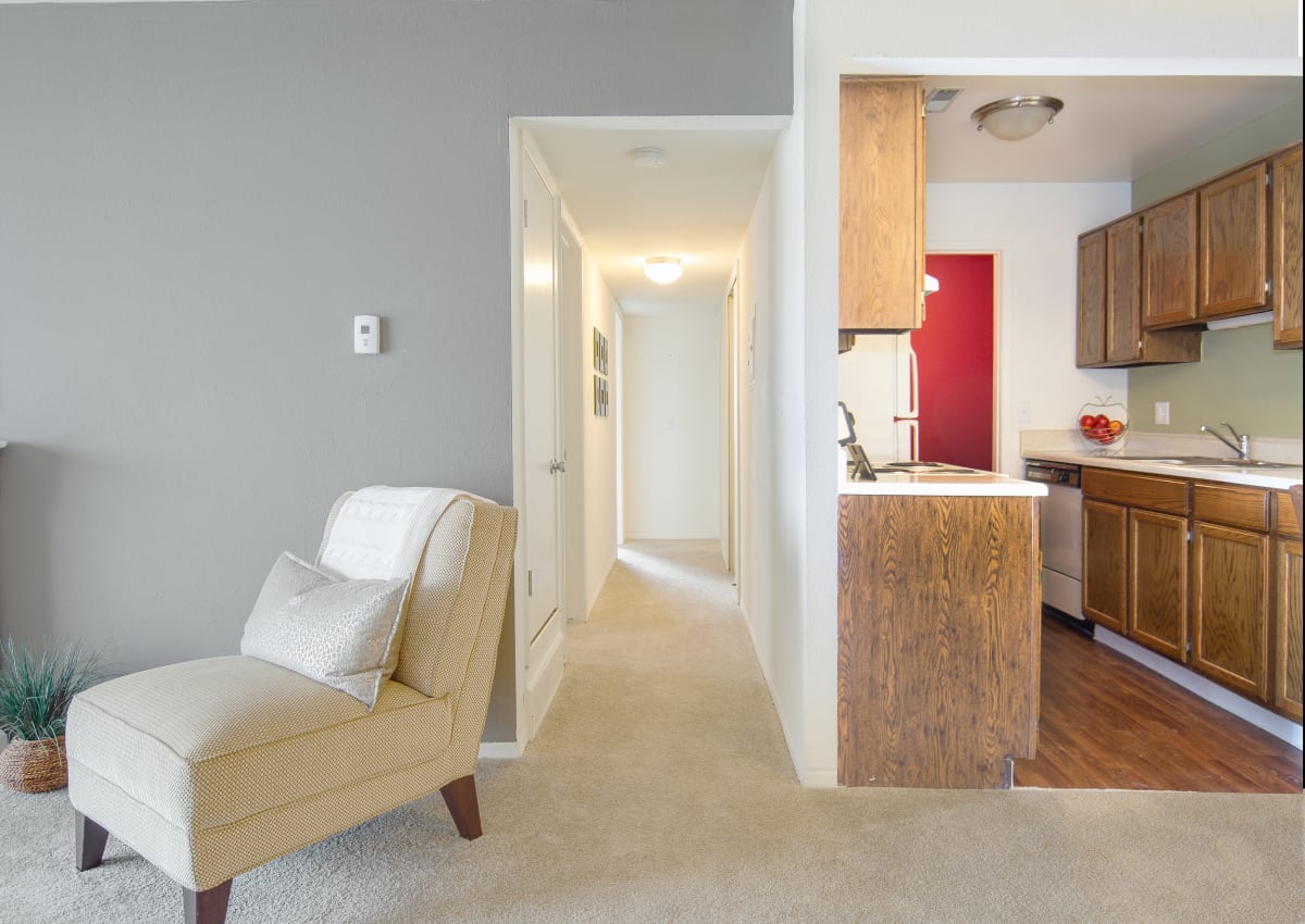 Apartments for Rent in Troy, MI Three Oaks Apartments